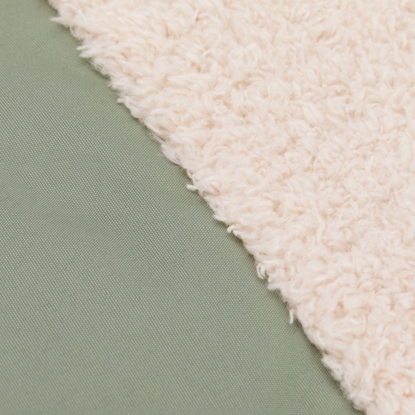 Nuuk Teddy vognvøttir grønt