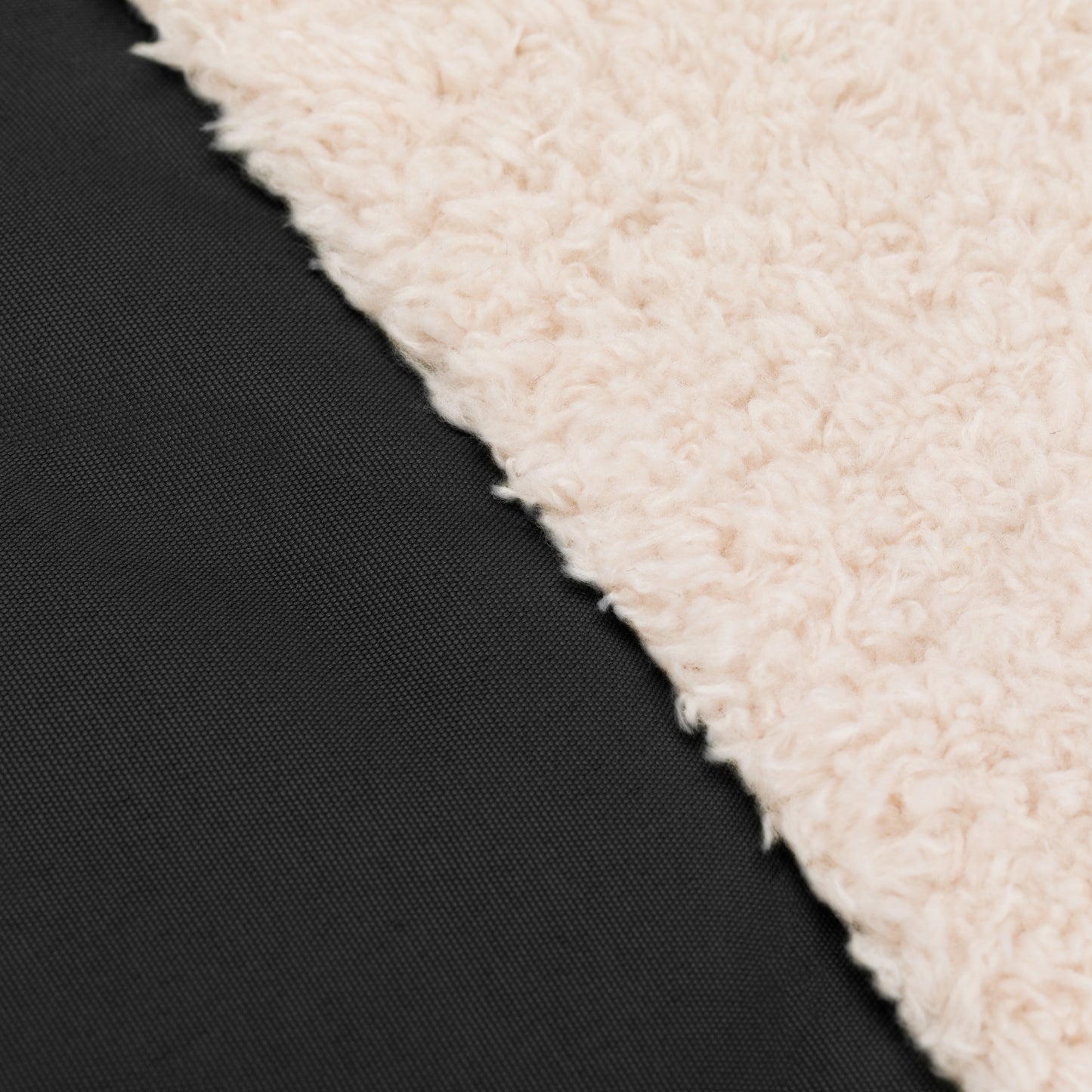 Nuuk Teddy vognvøttir svart